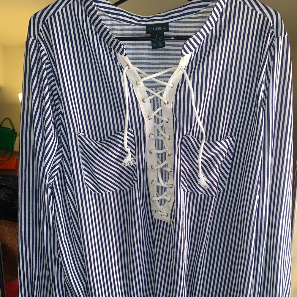Long sleeve striped shirt